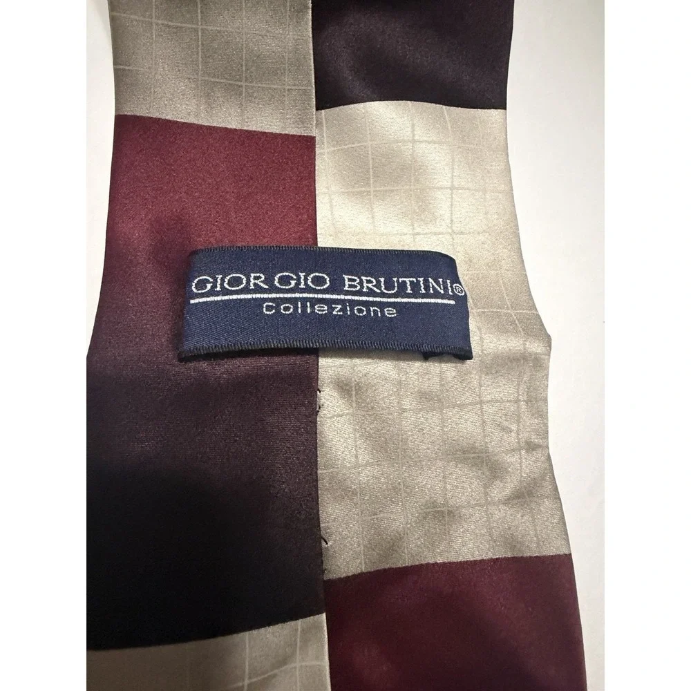 Giorgio Brutini Collezione Mens Silk Tie Burgundy Grey Geometric Grid Formal 4in